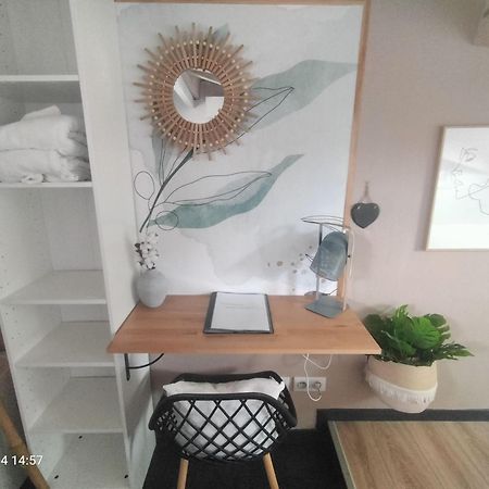 Au Bord Du Vieux Moulin Apartment Merignac  Ngoại thất bức ảnh