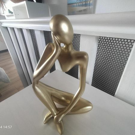 Au Bord Du Vieux Moulin Apartment Merignac  Ngoại thất bức ảnh