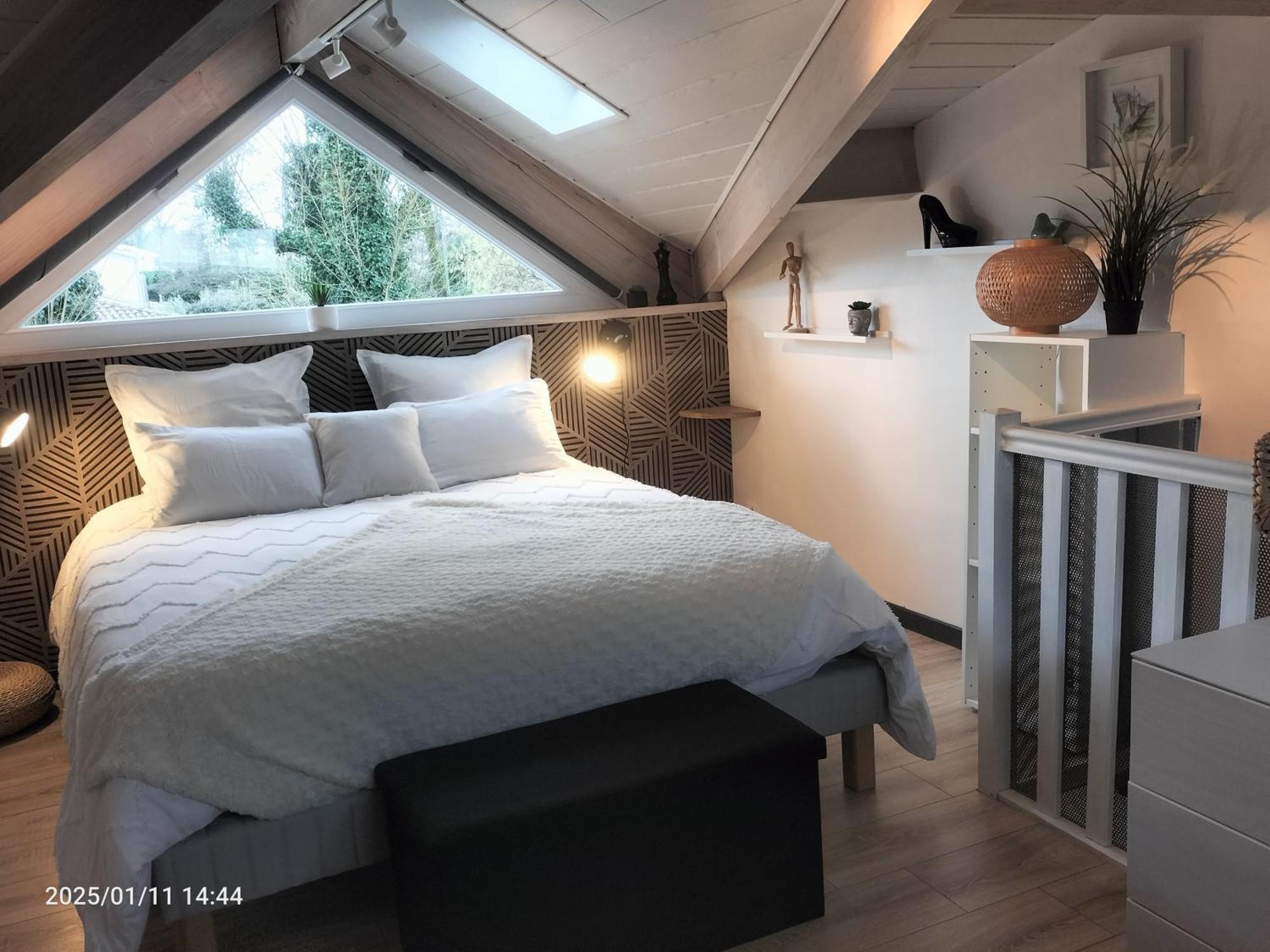 Au Bord Du Vieux Moulin Apartment Merignac  Ngoại thất bức ảnh