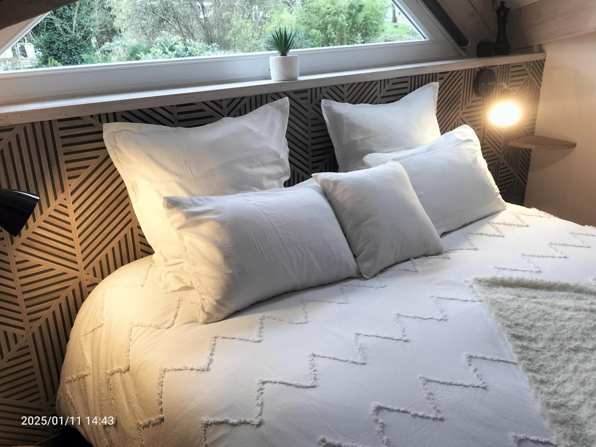 Au Bord Du Vieux Moulin Apartment Merignac  Ngoại thất bức ảnh